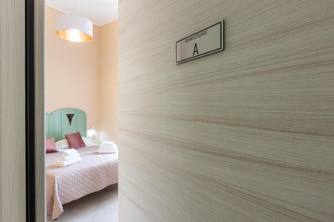 Bonnystudios Holiday Apartments Cagliari Eksteriør billede