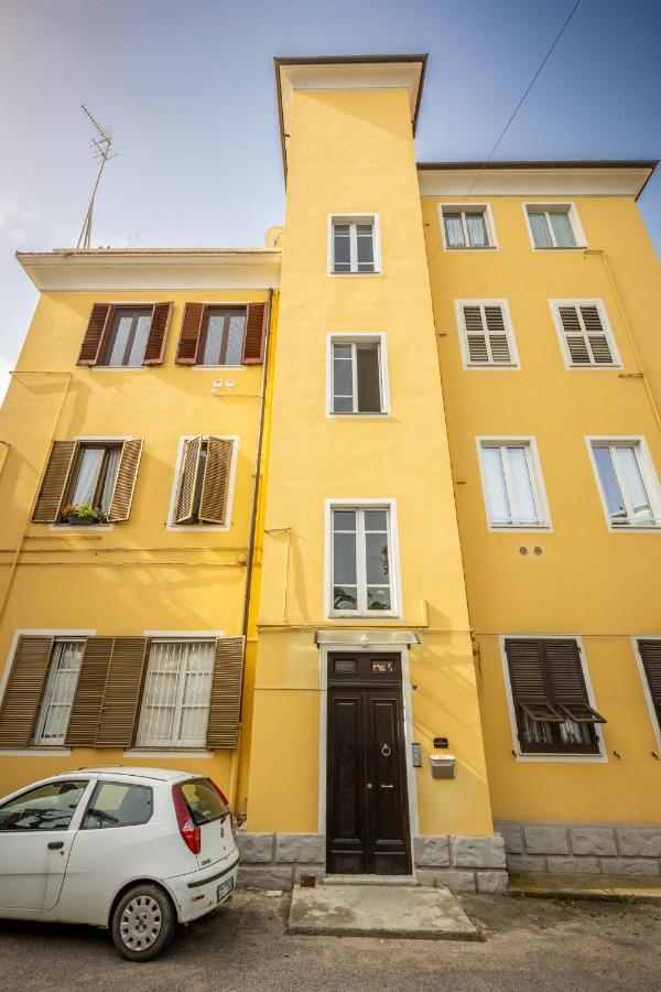 Bonnystudios Holiday Apartments Cagliari Eksteriør billede